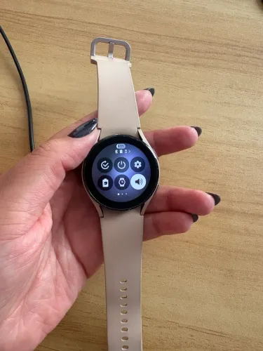 Samsung Galaxy Watch 4