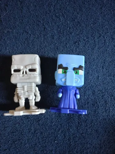 Bonecos Minecraft McDonald's