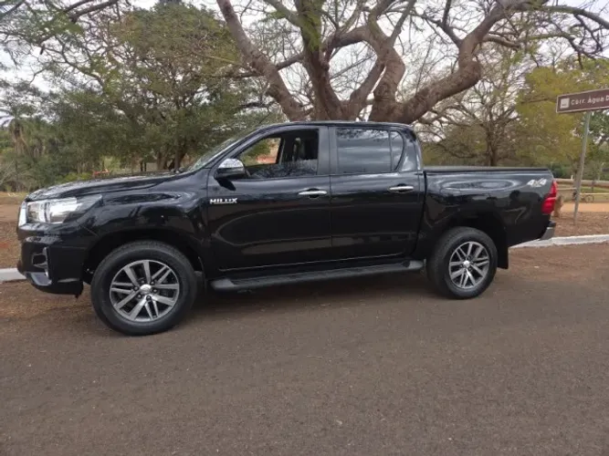 Toyota Hilux CD SRV 4X4 2.8 TDI Diesel Aut. 2020