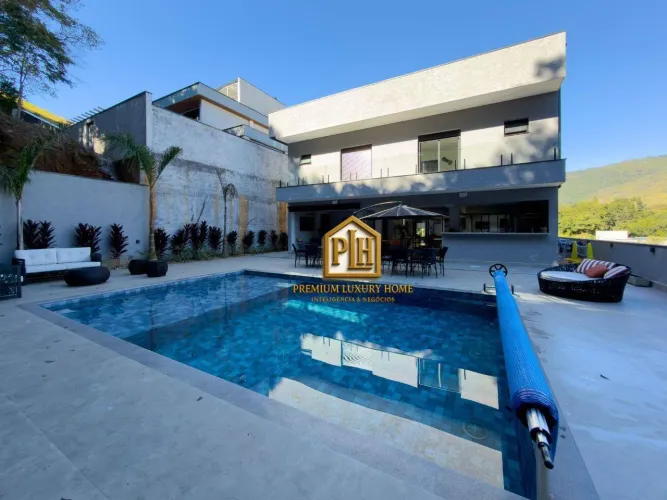 Sobrado de Luxo Mobiliado à Venda no Condomínio Itaporã Atibaia/SP | 5 Suítes | Alto Padr