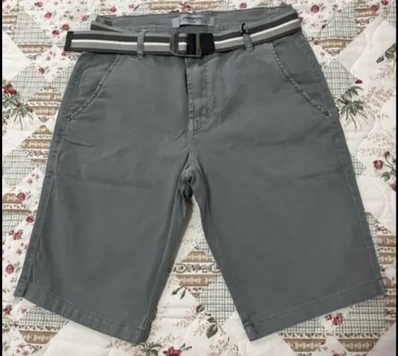 Bermuda jeans color cinza