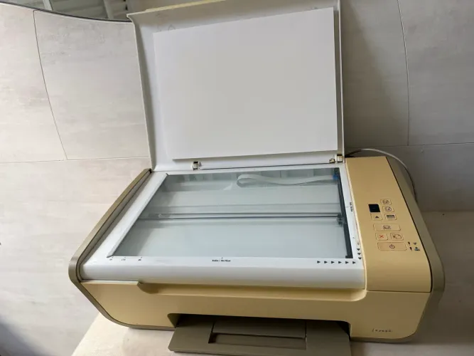 Impressora Multifuncional Lexmark X2690 - Impressão, Cópia e Scanner