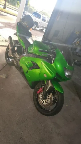 Kawasaki ninja Zx9r 