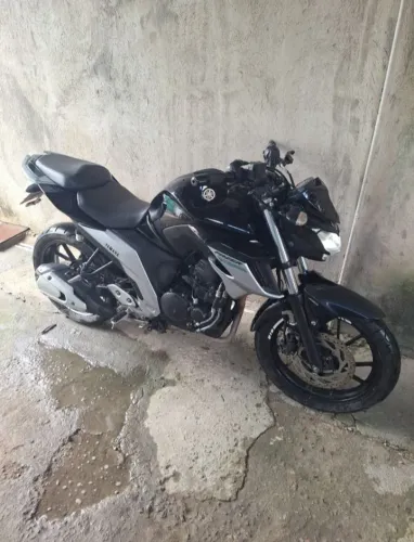 FZ25 2021
