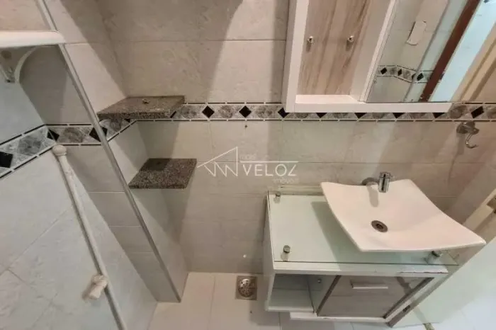Apartamento : / Residencial / Centro