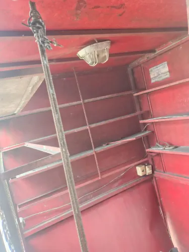 VENDO BANCA DE CAMELOR.