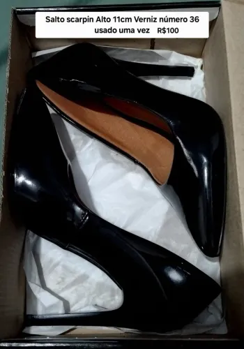 Salto scarpin Alto 11cm Verniz número 36 (usado uma vez)