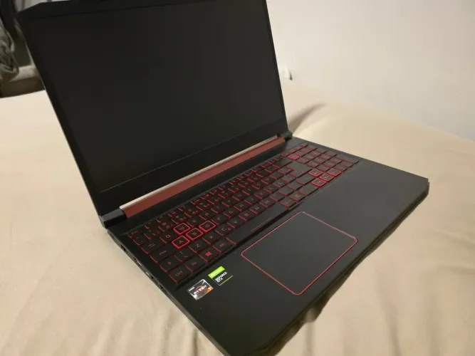 ACER NITRO 5