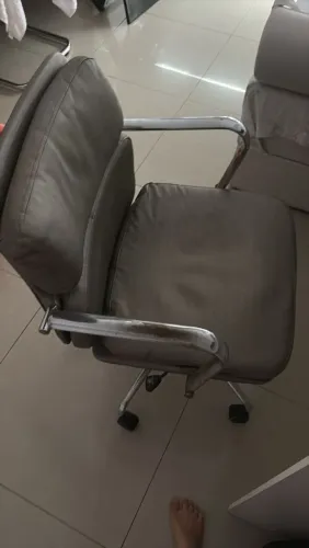 Vendo Cadeira de escritório Tok&stok