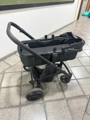 Moisés carrinho de bebê com bebê conforto
