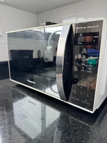 Micro-ondas 21L