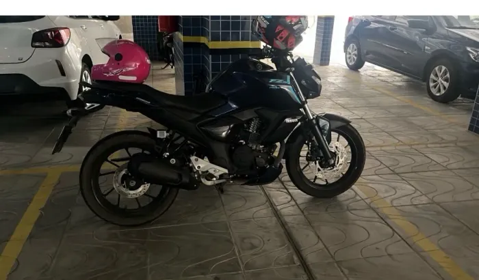 Vendo moro fz15