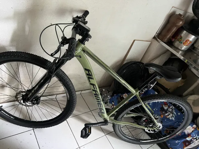 Bicicleta aro 29 freio hidráulico k7
