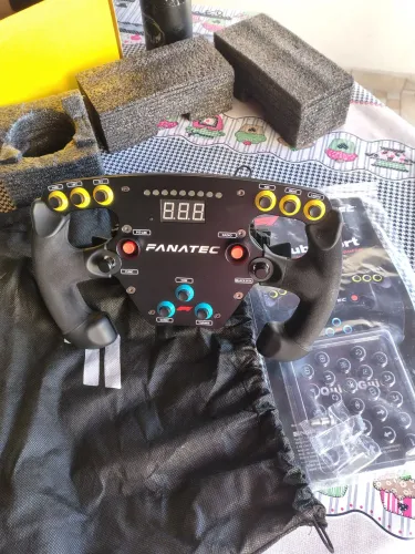 Volante Fanatec ClubSport Steering Wheel F1 ESports