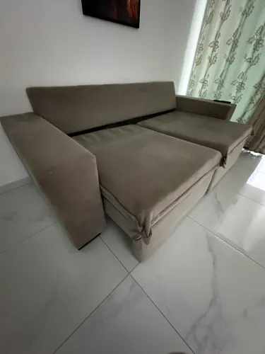 Sofá retrátil