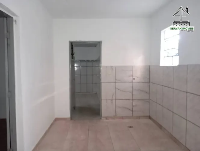 Casa com 1 dormitório para alugar, 33 m² por R$ 900,00/mês - Baronesa - Osasco/SP