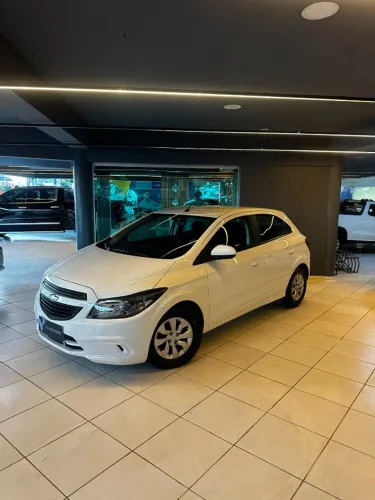 Chevrolet Onix JOY Hatch 1.0 8V Flex Mec. 4P 2019