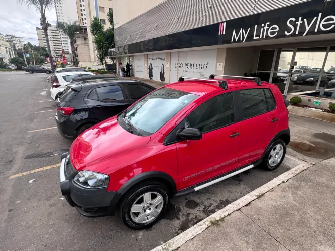 Volkswagen Crossfox 1.6 MI Total Flex 8V 5P 2009