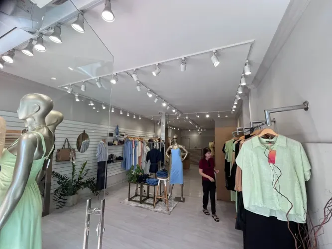LOJA DE MODA FEMININA COMPLETA E EM OPERAÇÃO - FLORESTA/BH
