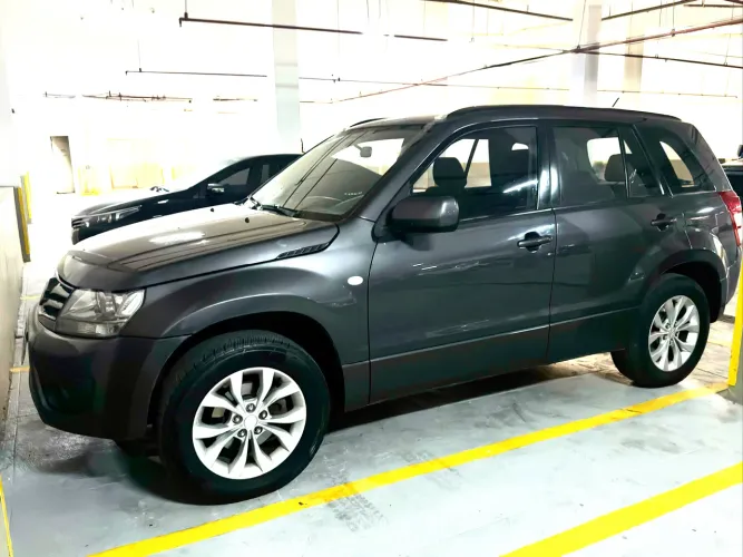 Suzuki Grand Vitara 2.0 16V 4x2/4x4 5P Mec. 2013