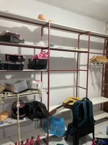 Pratileira industrial 