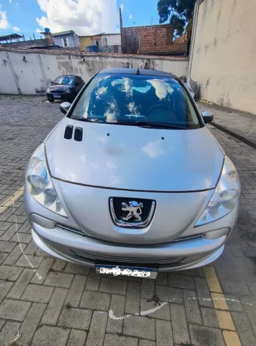 Peugeot 207 XR 1.4 Flex 8V 5P 2012