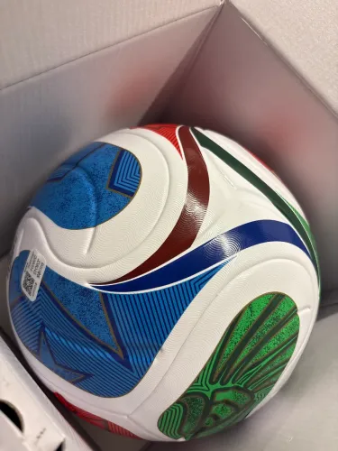 Vendo Bola Oficial Da Copa (Trionda) da Adidas