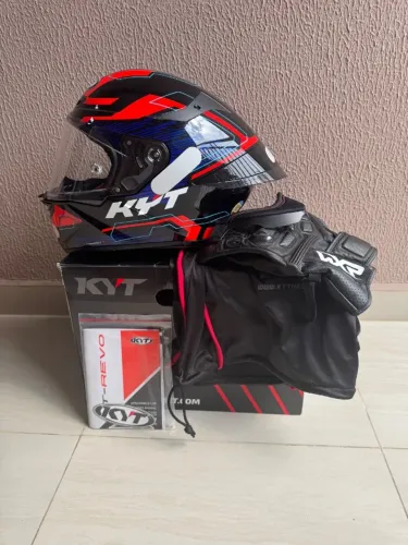 Capacete KYT COURSE n60 + LUVA WXR GG