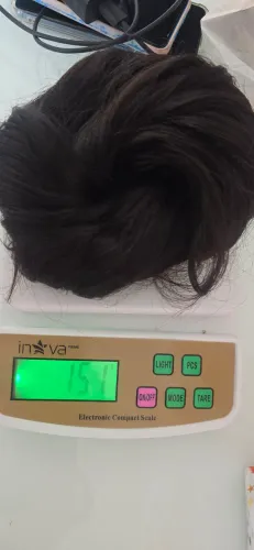 Cabelo humano, castanho escuro com leves ondulações, metodo queratina