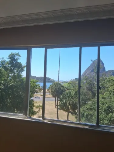 Alugo Apartamento de 4 quartos, 290m² no Flamengo