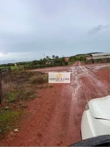 Fazenda com 1034 hectares à venda na região do município de Canarana-MT.