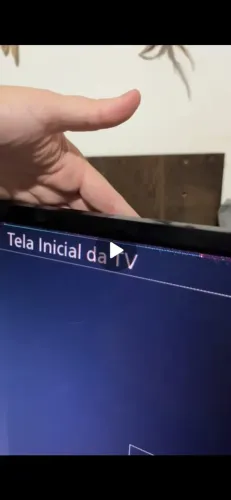 TV Panasonic com defeito na tela -para peças-
