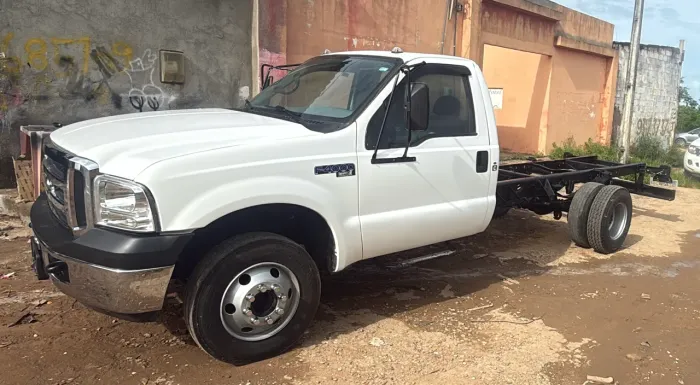 F-4000 ano 2002