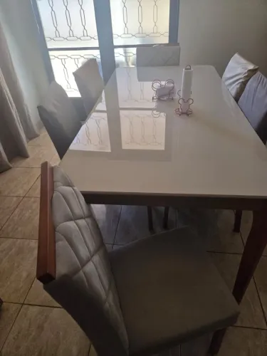 Mesa 6 cadeiras 