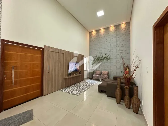 Casa residencial com 3 suítes, piscina e churrasqueira à venda no Bairro Lagoinha, Uberlân