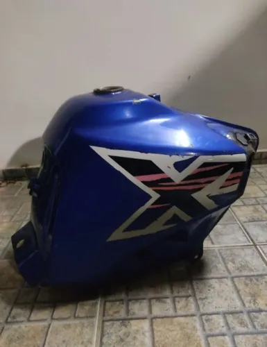 XT 600 - tanque combustível