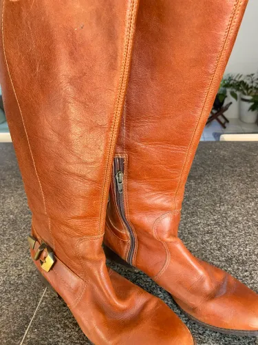 Bota cravo e canela TAM 39