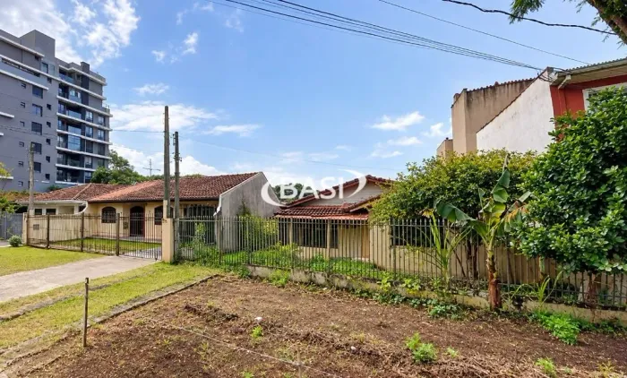 TERRENO A VENDA BOA VISTA, ZR4, MEIA QUADRA DA LUDOVICO GERONASSO