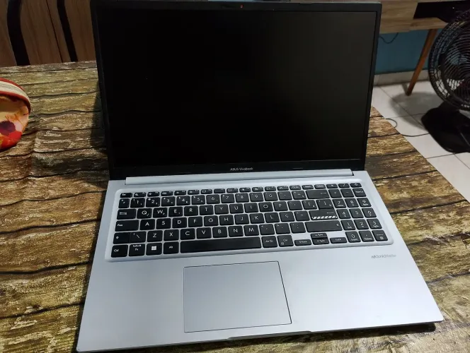 Vendo Asus vivobook Ryzen 7