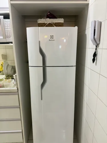 Geladeira Electrolux Cycle Defrost 260L Super Freezer Duplex Branca (DC35A)