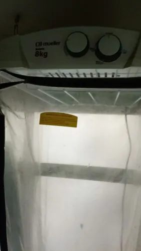 Máquina de secar roupas