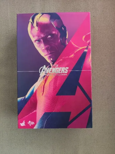 Visão Hot Toys 1/6