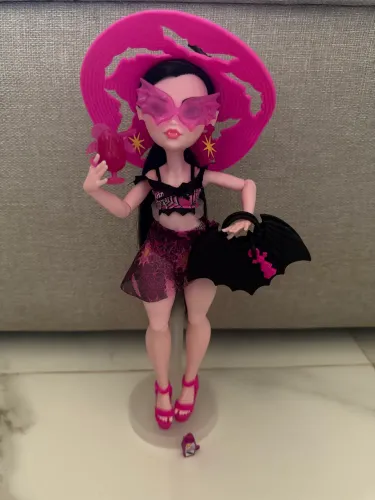 Boneca Monster High Scare-adise Island Draculaura Completa