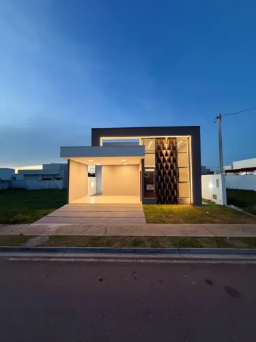 Excelente Casa no Condomínio Ecoville 2 Conforto, Sofisticação e Excelente Custo-Benefíci