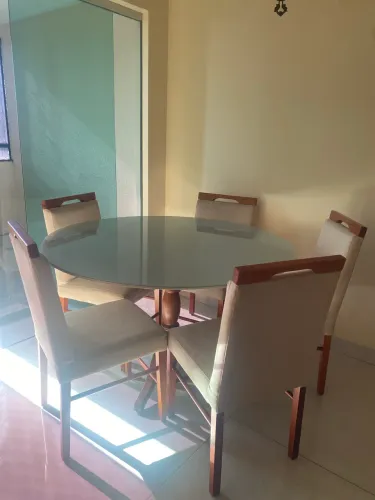 Mesa de jantar 6 lugares