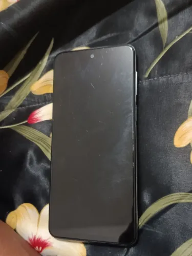 Vende se xiaomi note 10