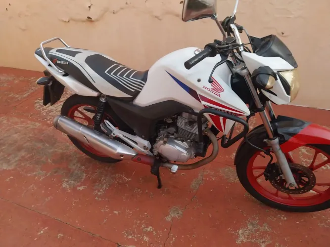CG Titan 150 EX flex, X carro/moto de menor valor