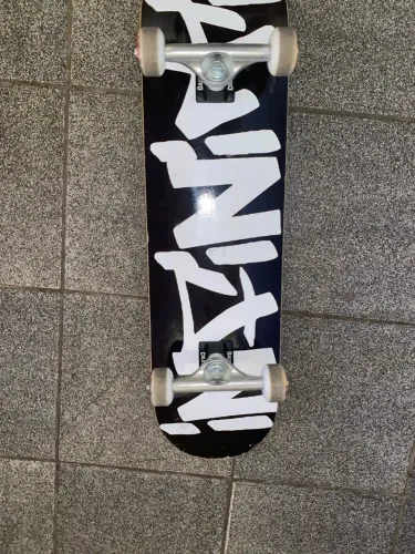 Skate infinite 8.0