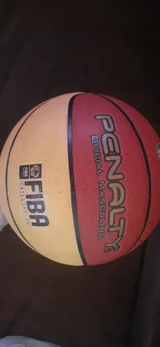 Bola de Basquete oficial da Penalty Pró 7.4 Masculina (FIBA)
