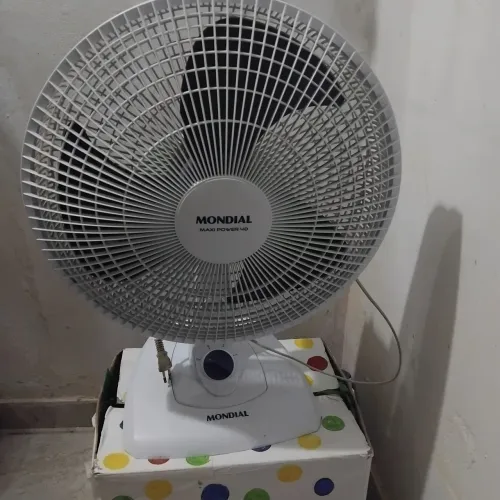 Ventilador/Mondial/grande(Funcionando/normal)